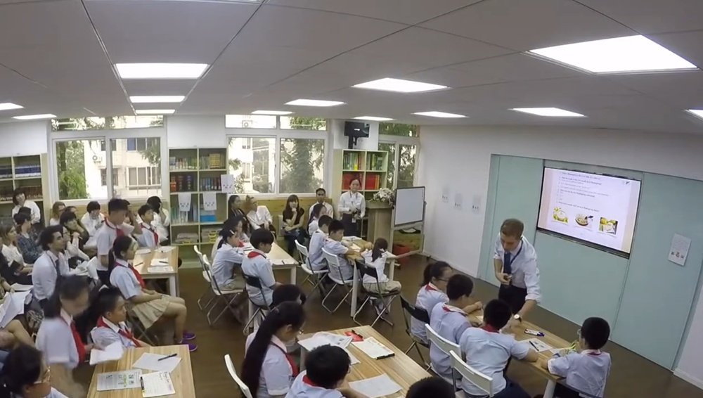 Real StudyTEFL ESL classroom lesson